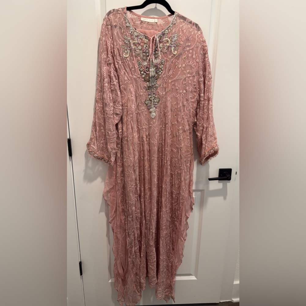 Ammara Khan - Pakistani designer